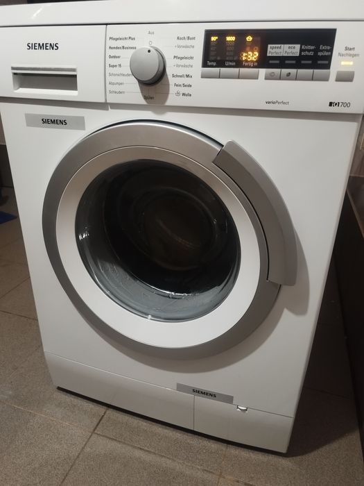Пральна машина SIEMENS