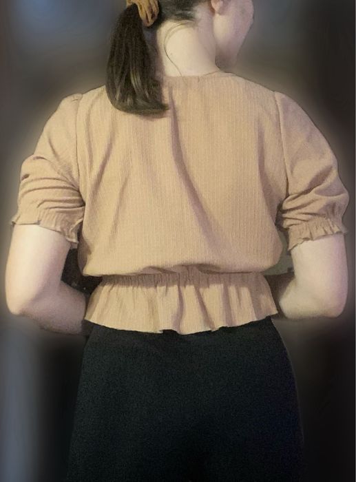 Нарядный топ pull&bear
