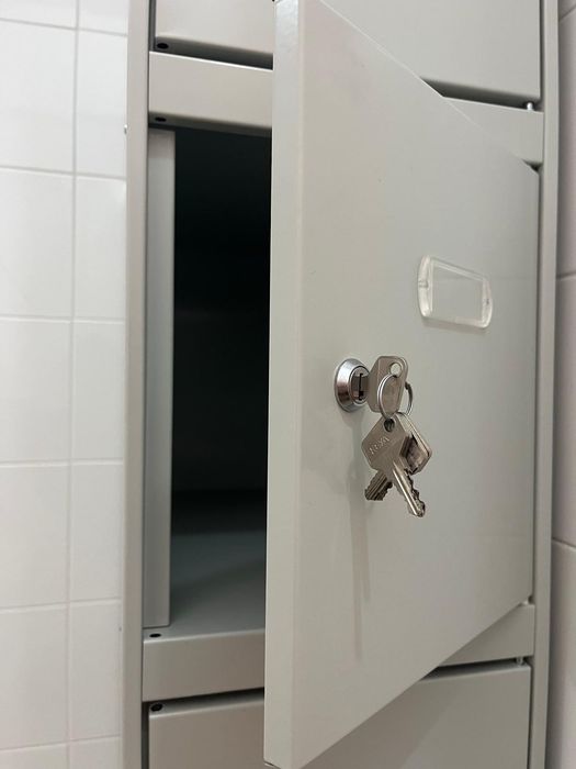 Cacifos Metálicos