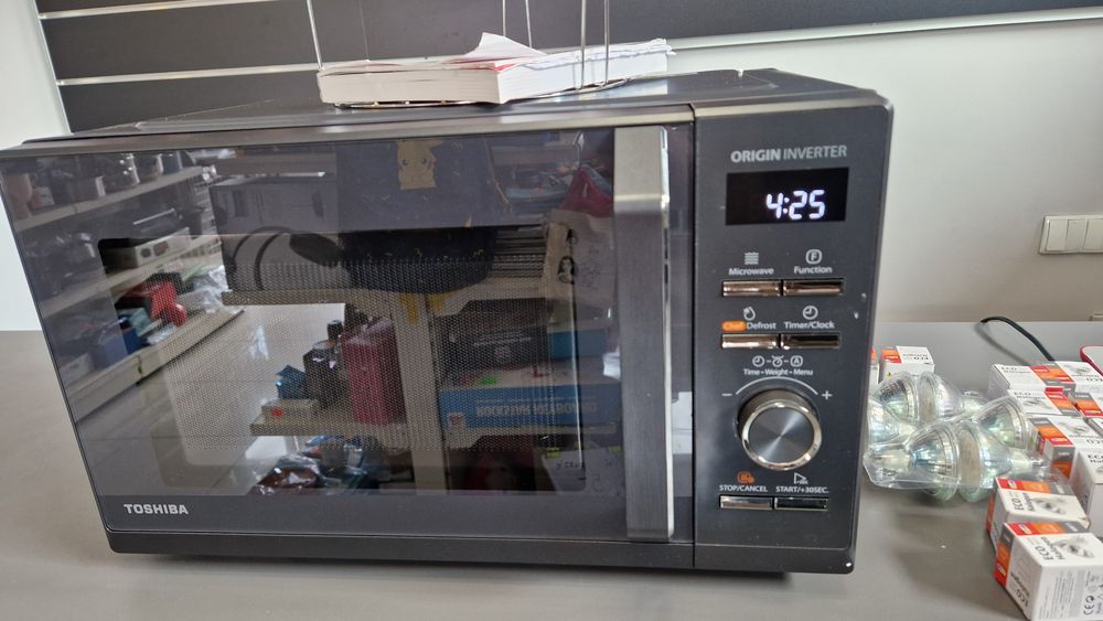 Kuchenka mikrofalowa Toshiba