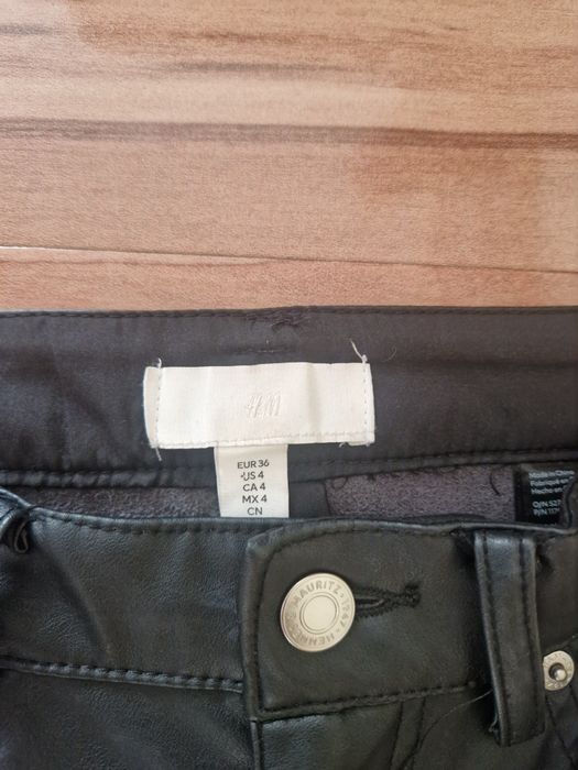 Spodnie woskowane skórzane H&M 36 wysoki stan flare