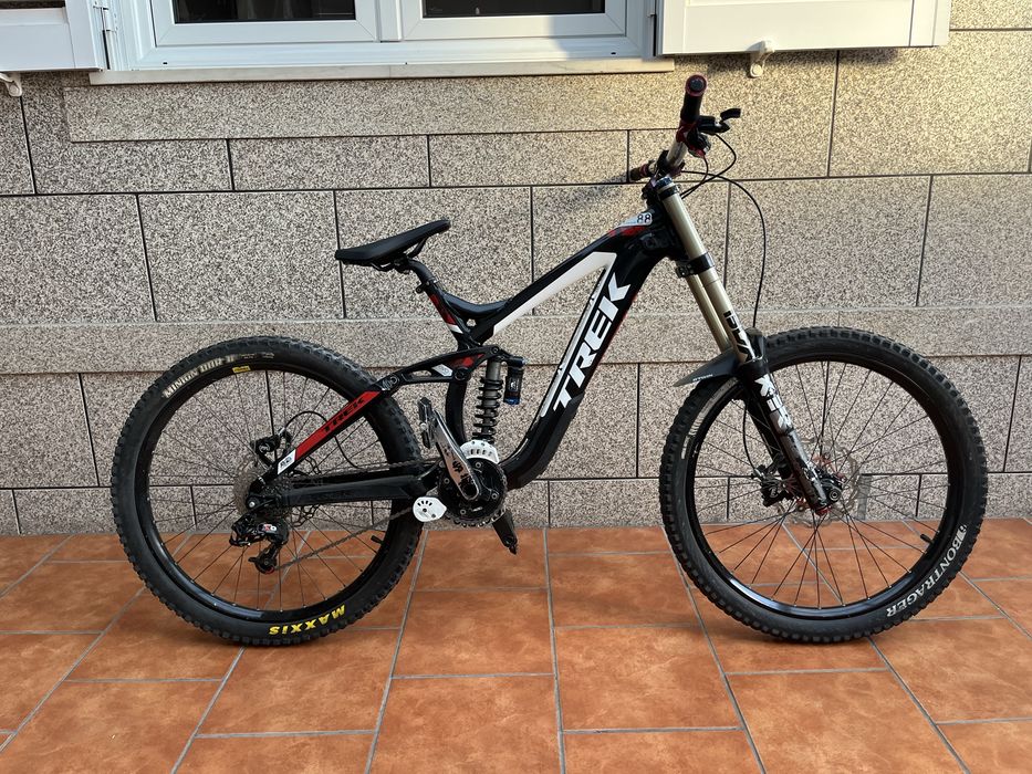 Trek session 88 (2011) downhill