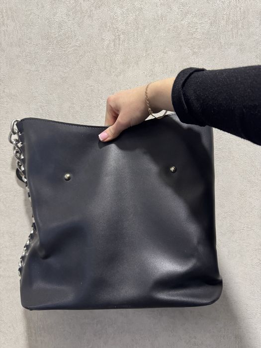 Гарна сумка на плече