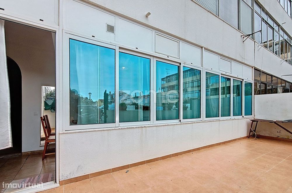 Apartamento T4 renovado, em Braciais, Patacão, Faro