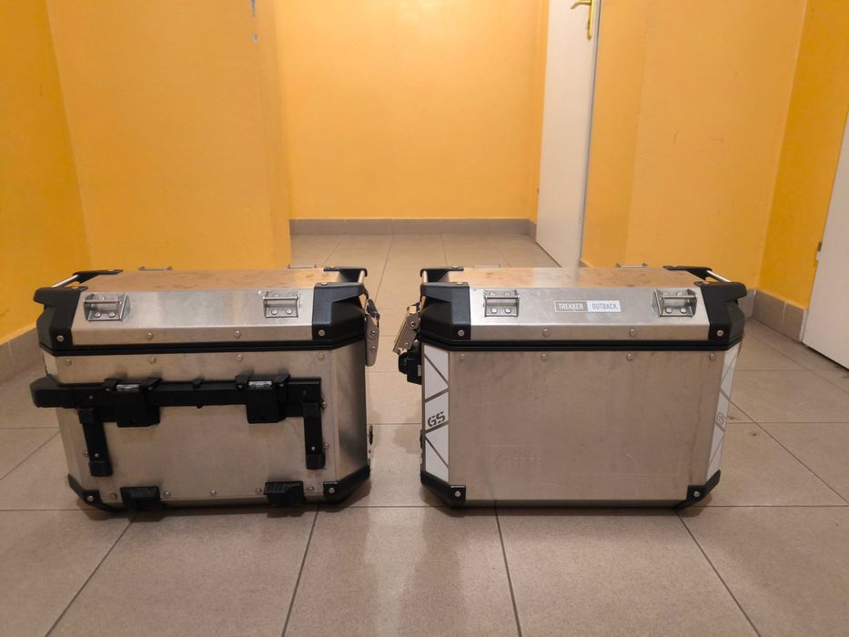 Kufry boczne GIVI Trekker Outback
