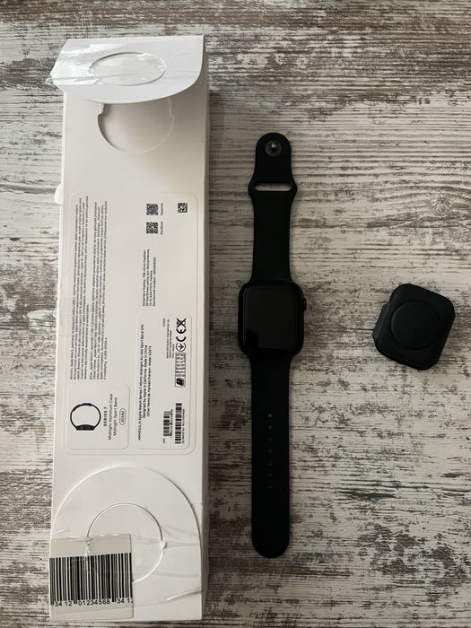 Apple Watch 7. 45mm под вастоновление или на запчасти
