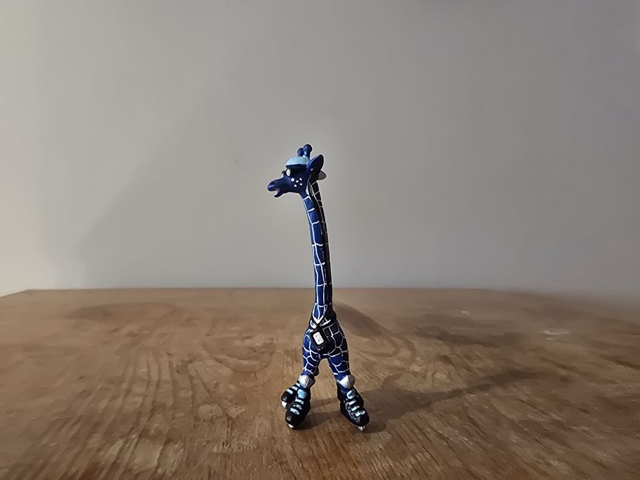 Schleich żyrafa Erika na rolkach figurka model wycofany