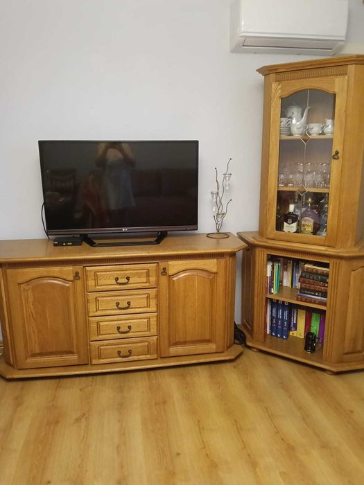 Dębowe drewniane meble