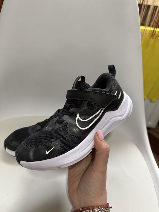 Кросівки nike 35
