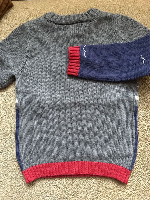 Продам детский свитер