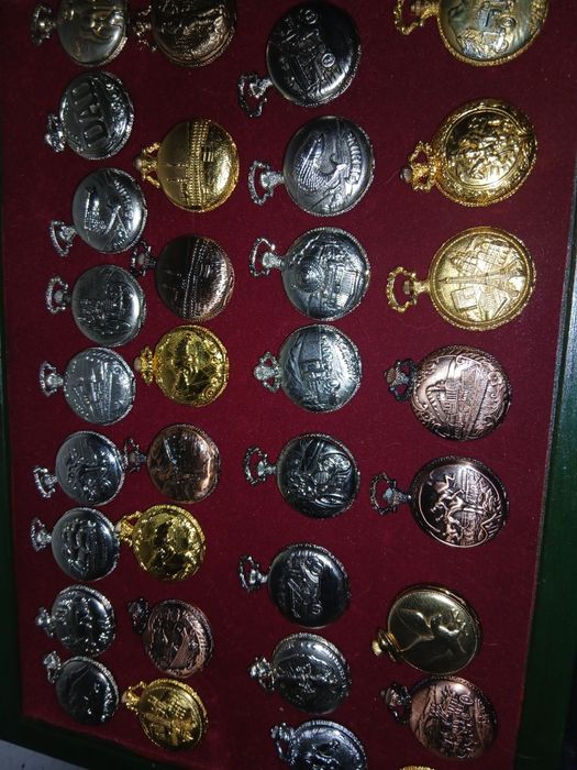 Coleção 30 relogio bolso  240 €