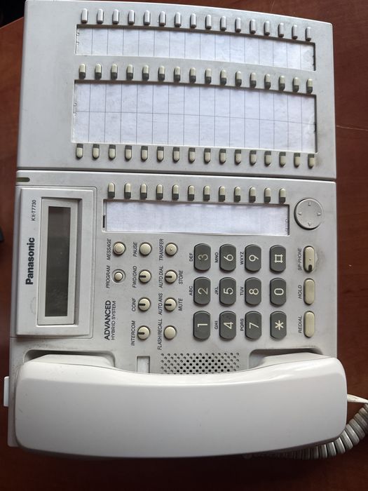 Panasonic KX-T7730 telefon