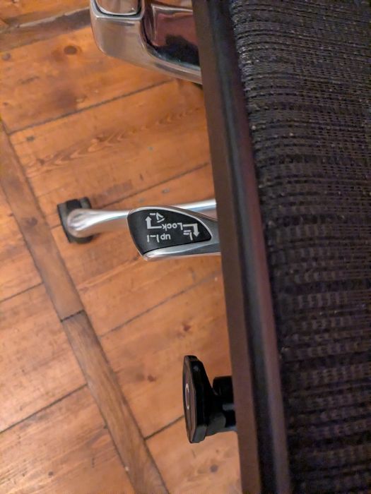 Ергономічне ігрове крісло Ergohuman plus 2 mesh