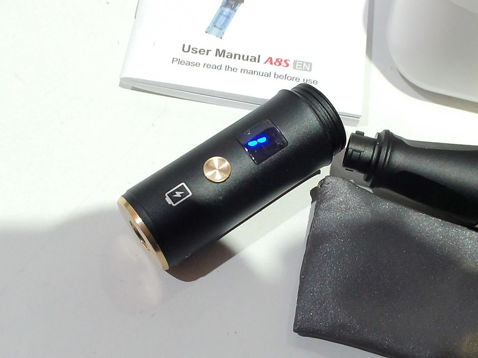 Dr Pen Dermapen Dr.Pen A8S Elektryczny Microneedling bateria