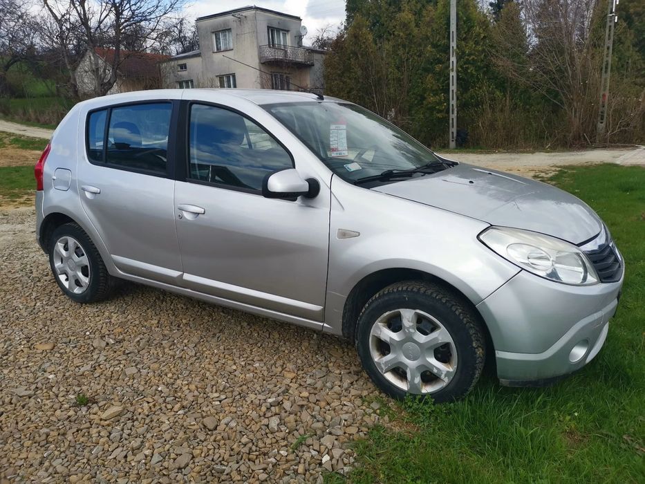 Dacia Sandero Dacia Sandero 1.2 Laureate