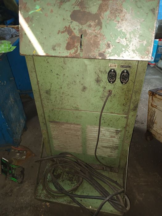 Зварювальний апарат напівавтомат