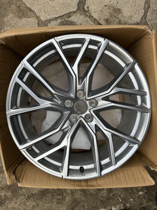 Felga 8,5x21 ET40 Audi Q4 e-tron 89A RS ładna