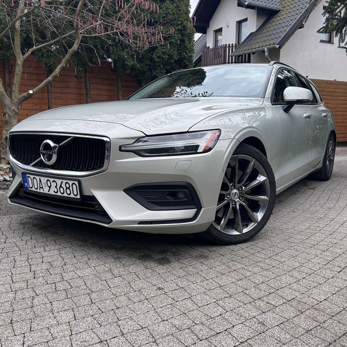 Sprzedam Volvo V60 T6 MOMENTUM AWD 310KM
