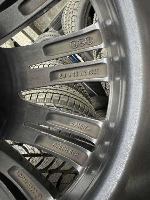 Диски R18 5/112/66,6 ET30 8J BMW