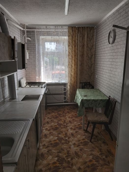 Продам двокімнатну квартиру