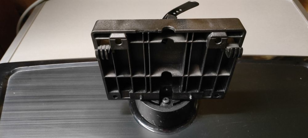 Sprzedam podstawę TV LG50PN4503