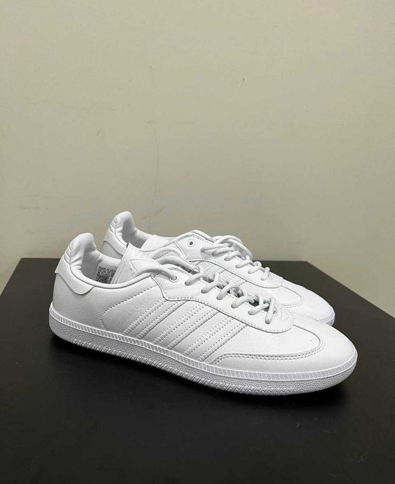 кросівки Adidas Samba white size 41-26 (25.5)см. Мякенька еко шкіра, дуже легенькі та зручні крутезні