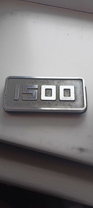 Эмблема москвич 1500