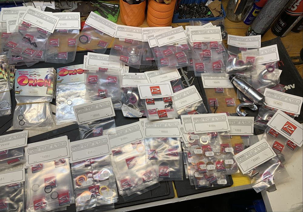 Peças rc embaladas Novarossi e Team Orion