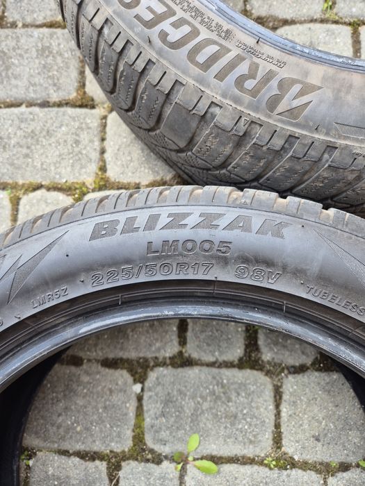 Opony zimowe bridgestone 225/50 r17 21rok