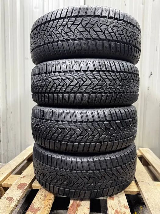 Шини бу 215 55 R17 Dunlop Winter Sport 5