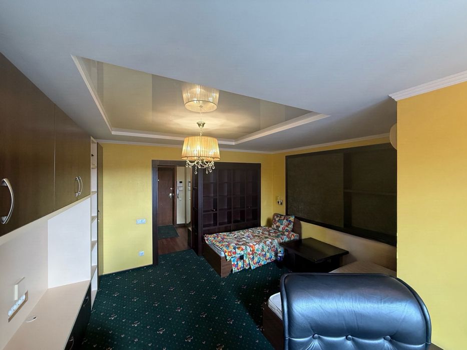 Продаж 2 кім. квартирі в Центрі міста 64м2 вул. Стрітенська