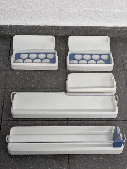 Vendo Peças para Combinado Bosch KGS 37320 - Prateleiras em Plástico