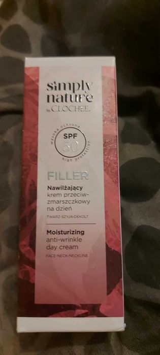 Clochee Nawilżający krem  przeciwzmarszczkowy SPF 50 Simply Nature