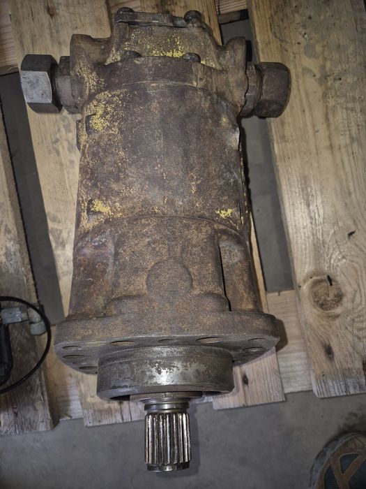 Hydromotor, silnik jazdy Menck Waryński M250   części