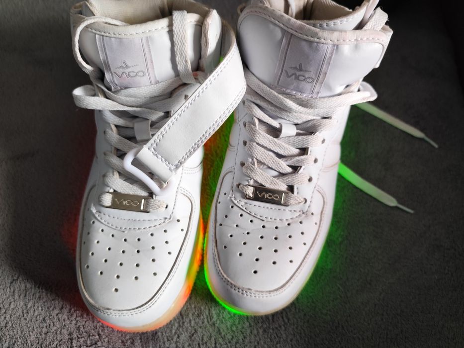Buty świecące rozmiar 36
