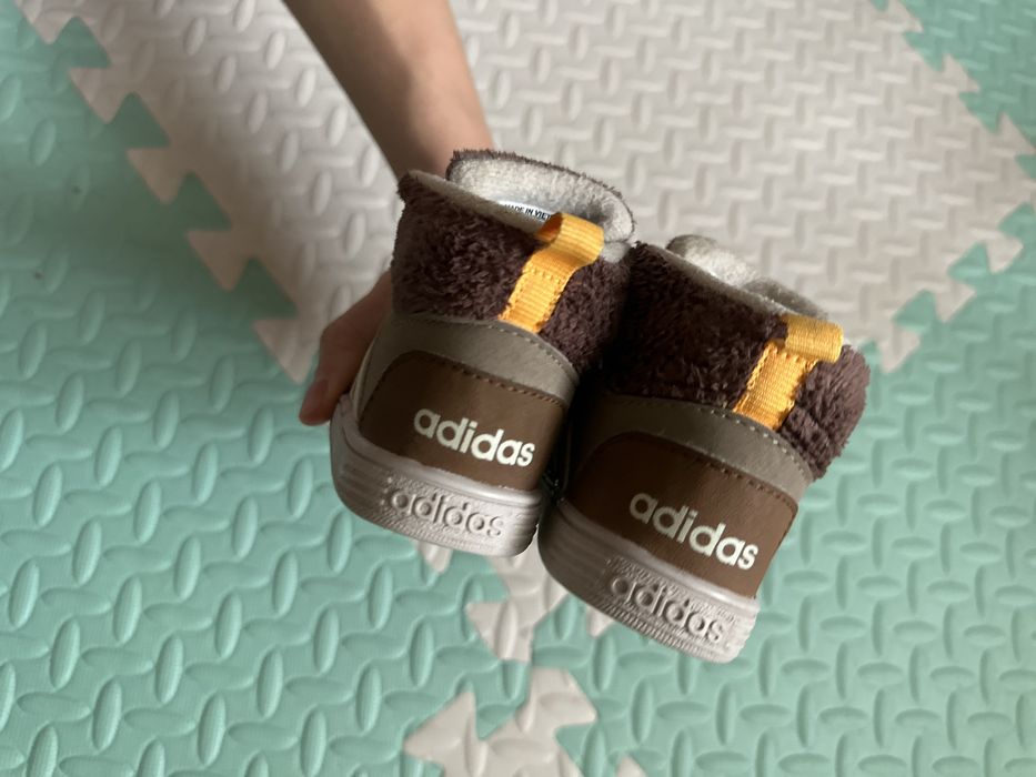 Взуття дитяче найк, адідас