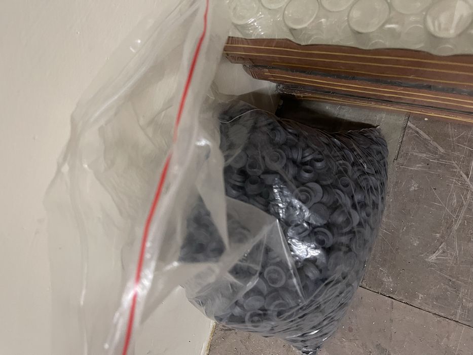 Fiolki gumki kapsle kapslownica Nowe