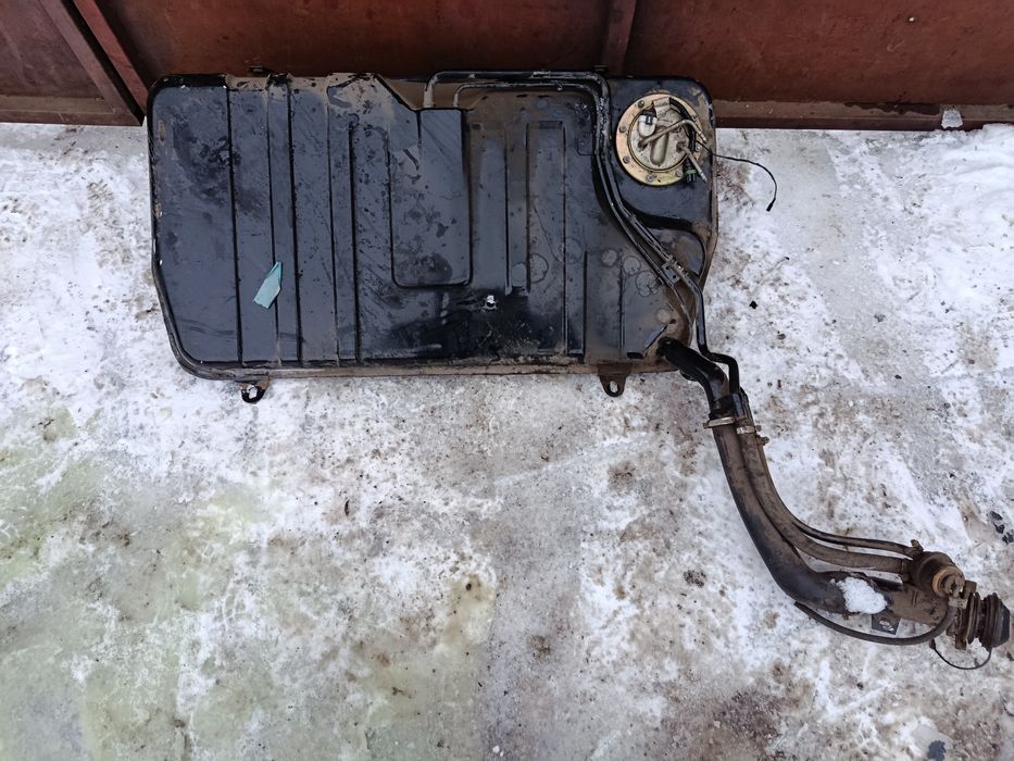 Продам топливный Бак,Нива Шивролет.