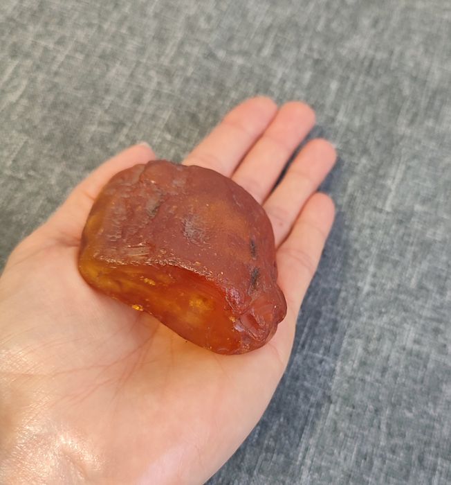 Bursztyn bałtycki 78 g naturalny bryłka