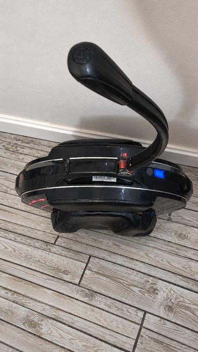Моноколесо Inmotion V10 (16×2.5, 1800W / 650Wh) 40 км/год
