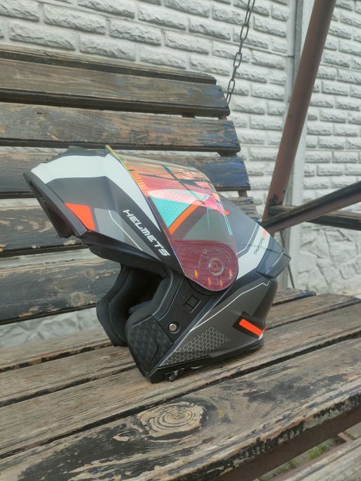 Шлем uchoose helmets
