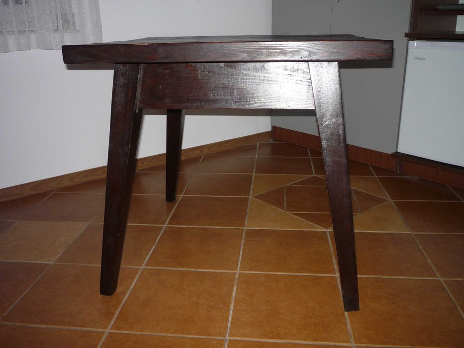 stół sosnowy 75x72 gr. blatu 4,4 cm