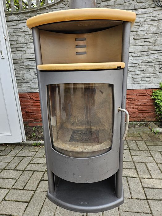 Kominek wolnostojacy firmy Attika