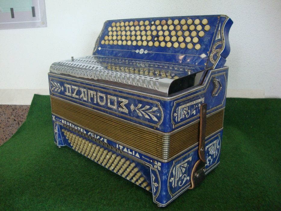 Modern Accordion, Neuchâtel, Switzerland, Italy, 3-Voice, No. 5664750942276865120