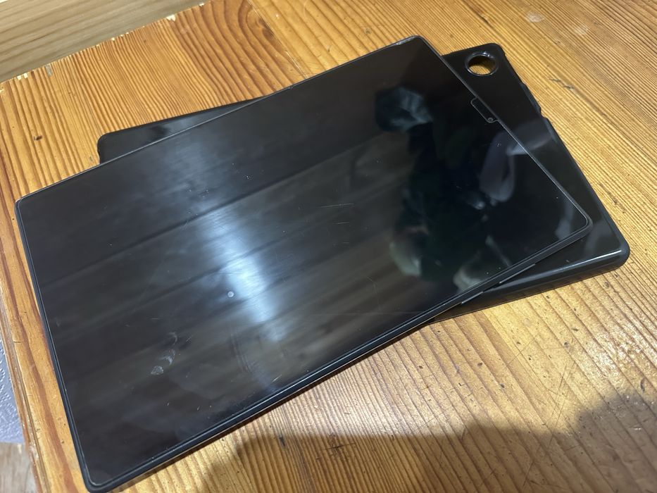 Планшет Lenovo Tab K10 чохол у подарунок