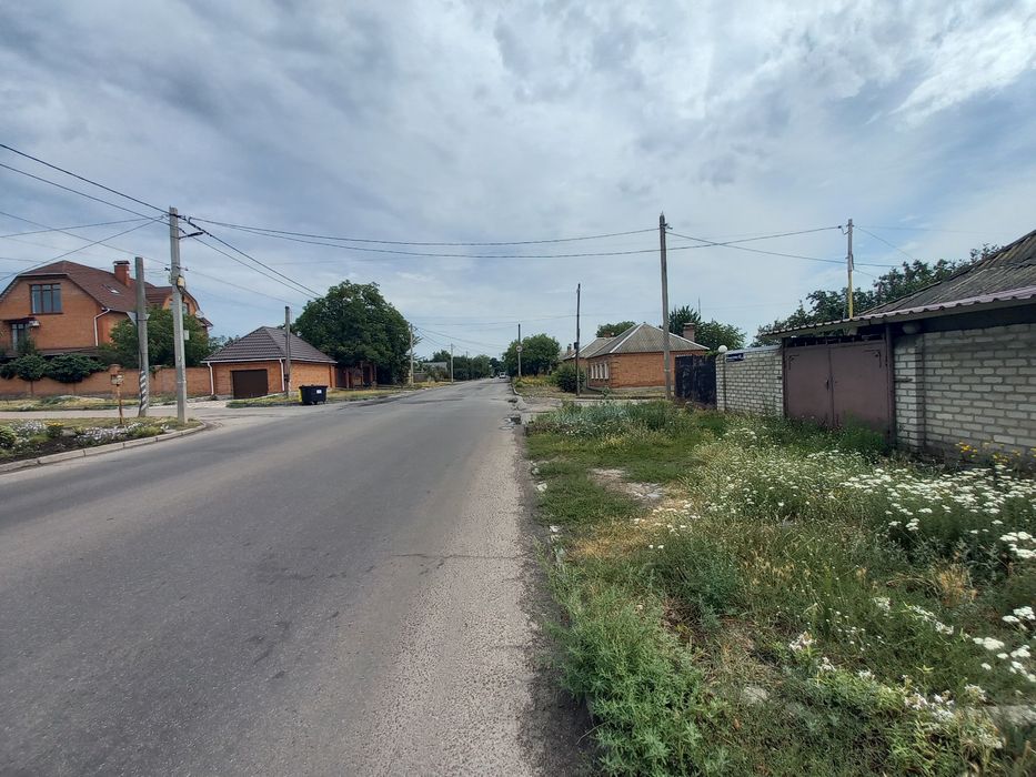 Продам дом Алексеевка.110м.участок 4сотки.