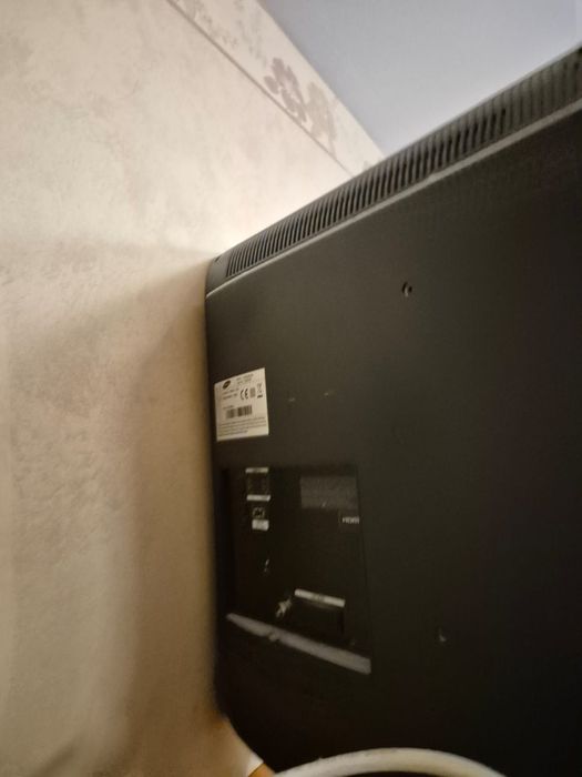 Telewizor Samsung LE32E420E2W OLESNO