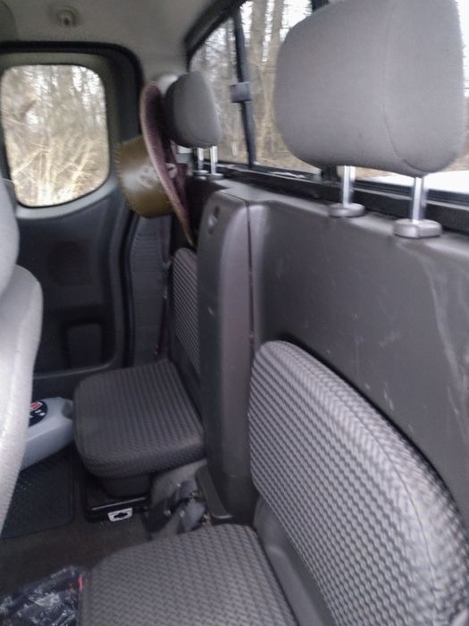 Nissan Frontier Navara 4.0 V6 King Cab  4x4 / Zamiana