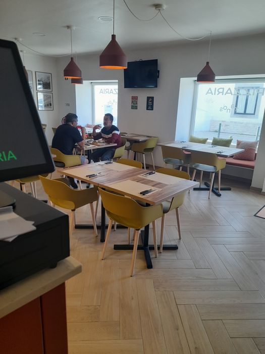 Trespasse de Pizzaria em Alcabideche
