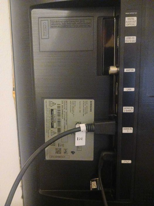 Televisão 43" Smart 4K Crystal UHD TV